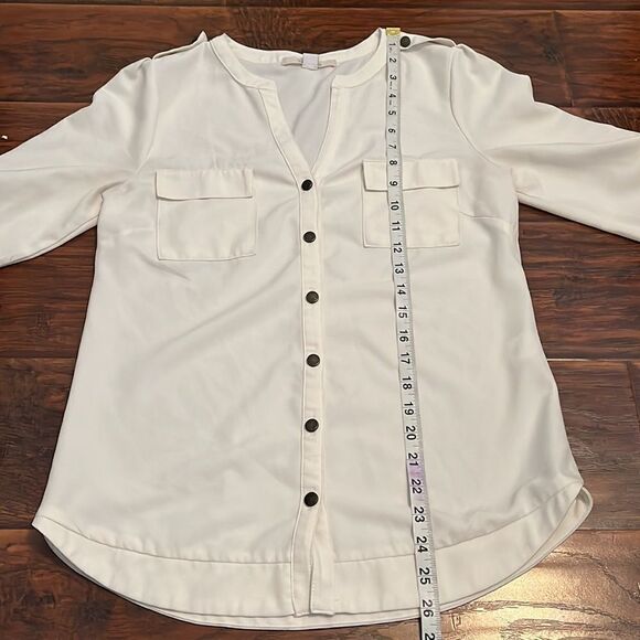 41 Hawthorn Off White Button Pockets Semi Sheer Top Feminine Contemporary - Picture 6 of 10